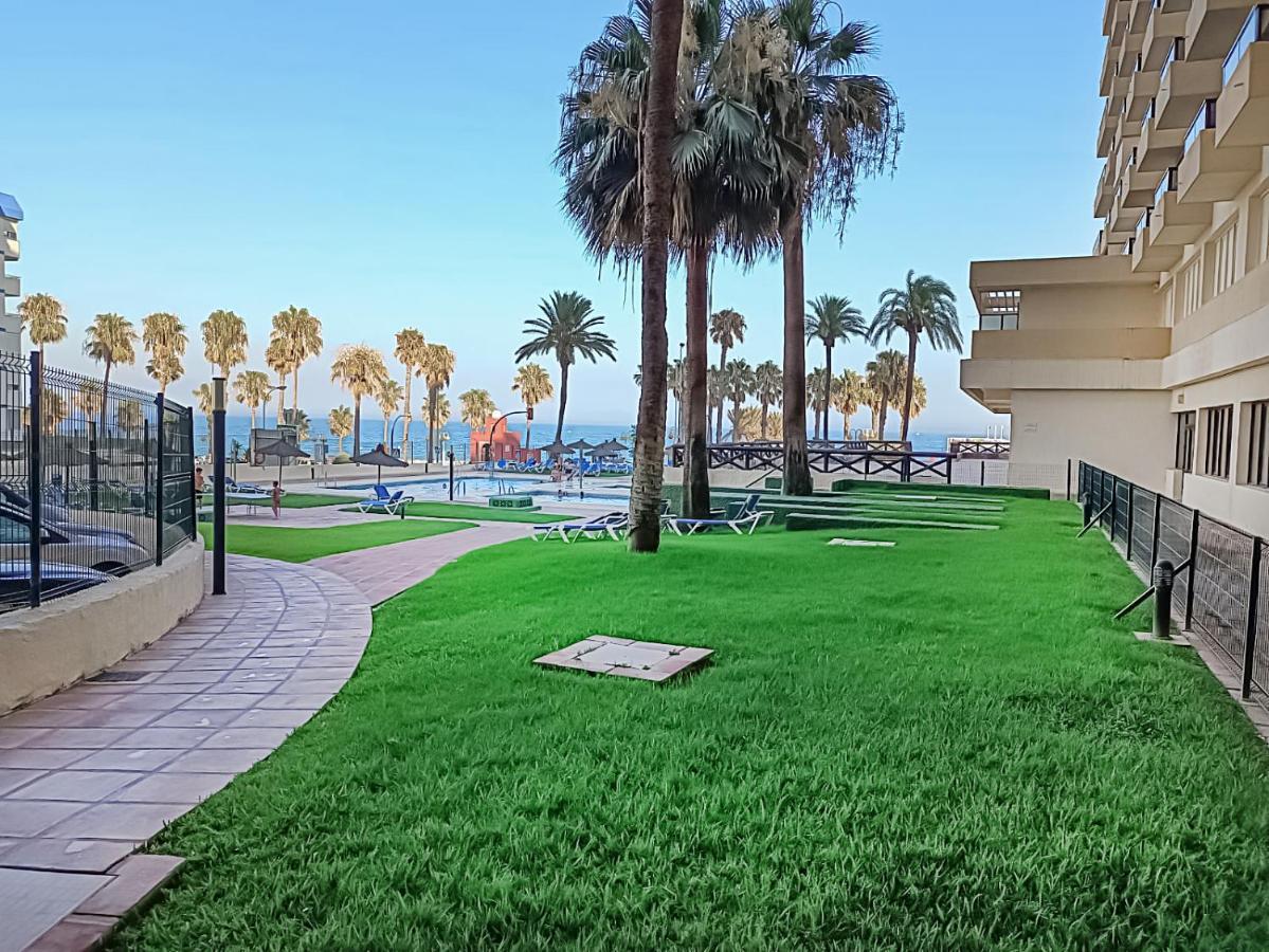 Bhost - Torrealmadena Lägenhet Benalmádena Exteriör bild